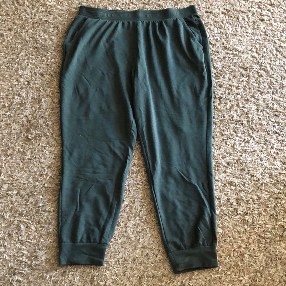 Eddie Bauer lounge pants with pockets size XL green